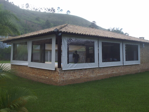 8-Toldo-Cortina-Residencial_512x384